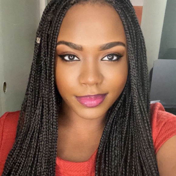 Meet the Posher🦋 - Picture 3 of 5